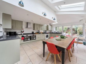 Pass the Keys Renovated 3BR Garden Home - Central Oxford